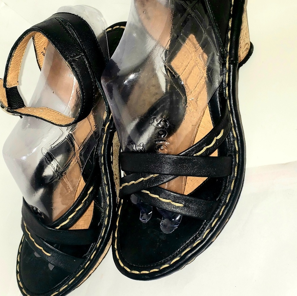 Born Strappy Black  Heel Wedges - Picture 5 of 7